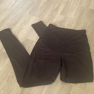 Isabel maternity by Ingrid and Isabel leggings Size XS in great condition